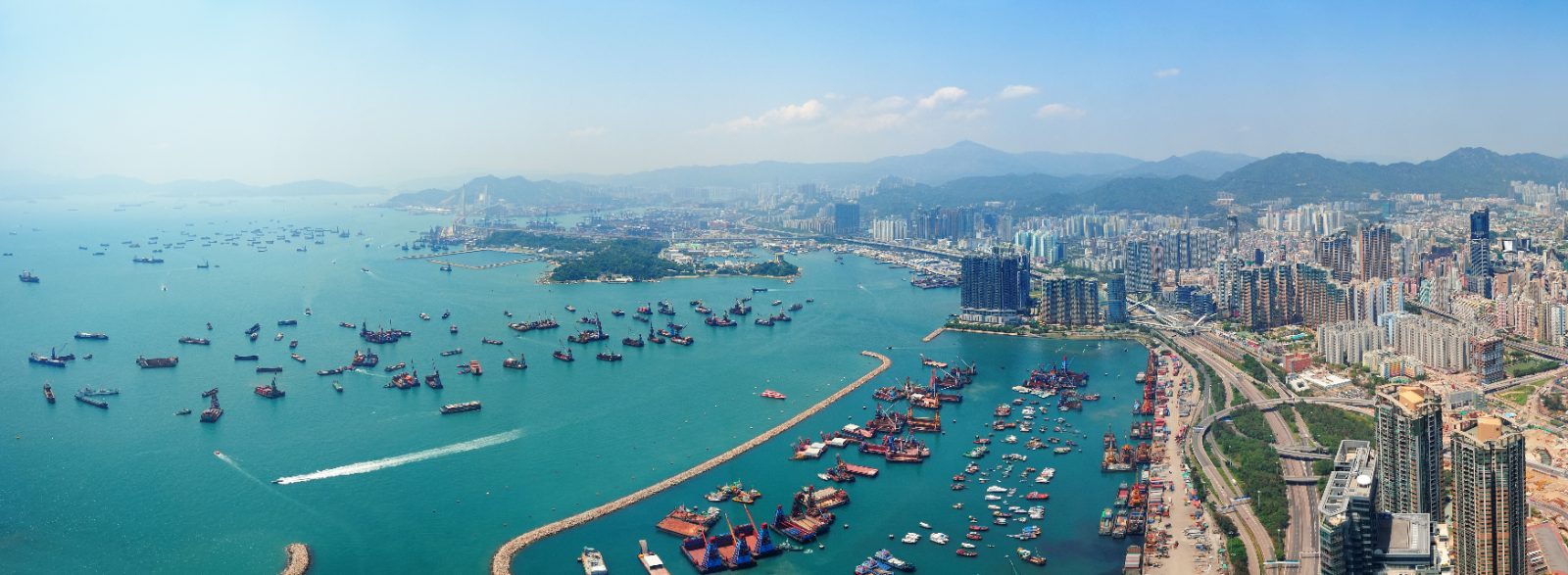 Asie : vue aérienne de Hong Kong